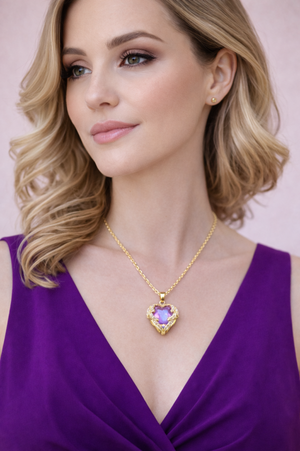 Crystalline Love "The purity of a sparkling love✨"